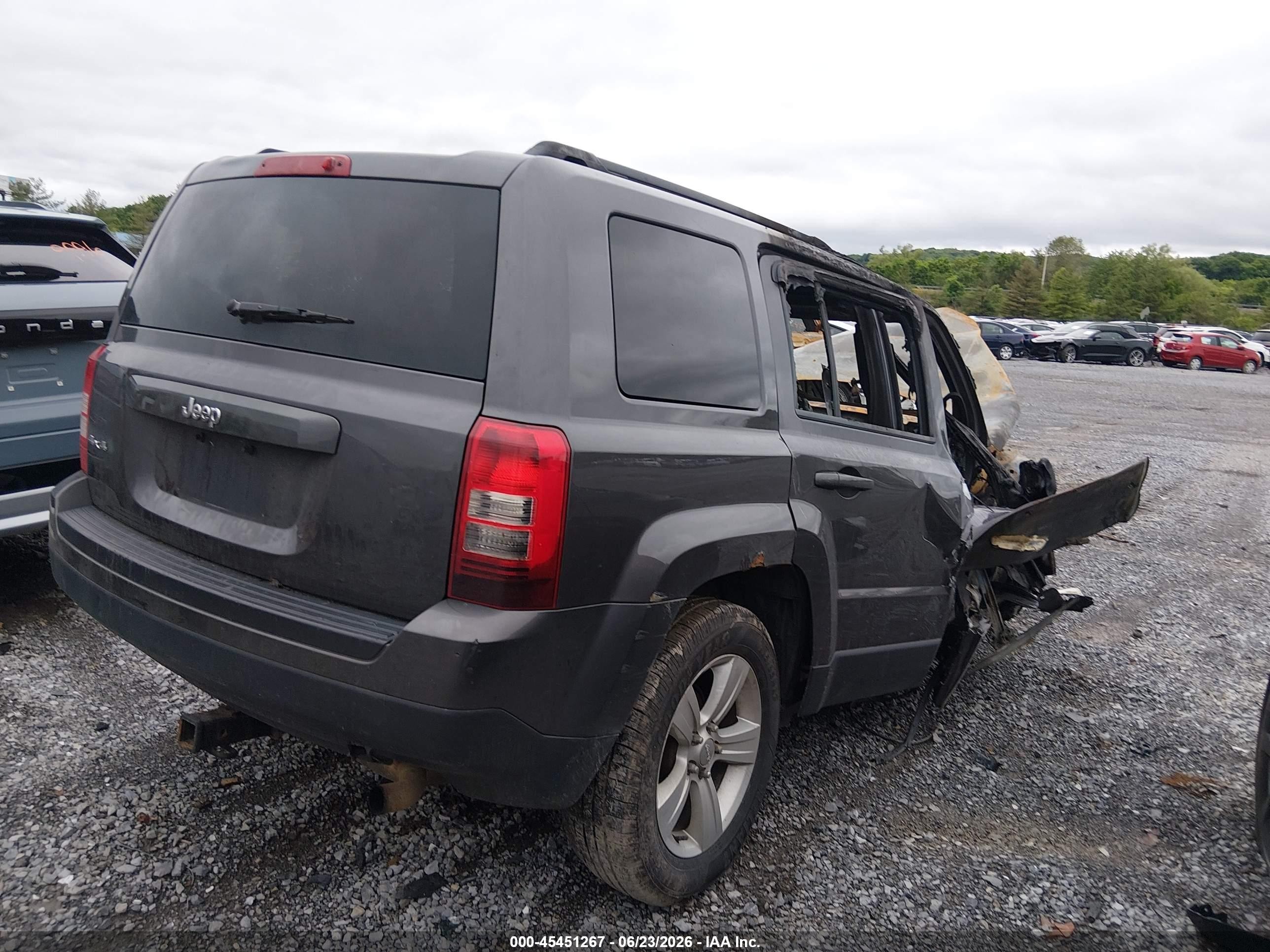 2015 Jeep Patriot Sport Gray vin: 1C4NJRBB0FD385809