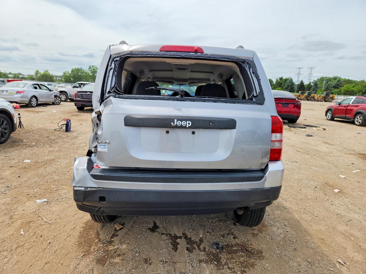 2016 Jeep Patriot Sport Silver vin: 1C4NJRBB1GD752816