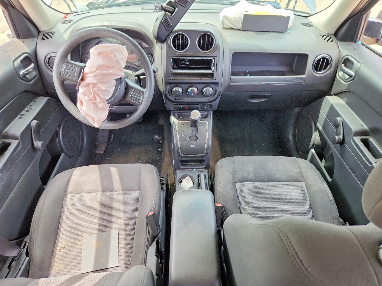 2016 Jeep Patriot Sport Silver vin: 1C4NJRBB1GD752816
