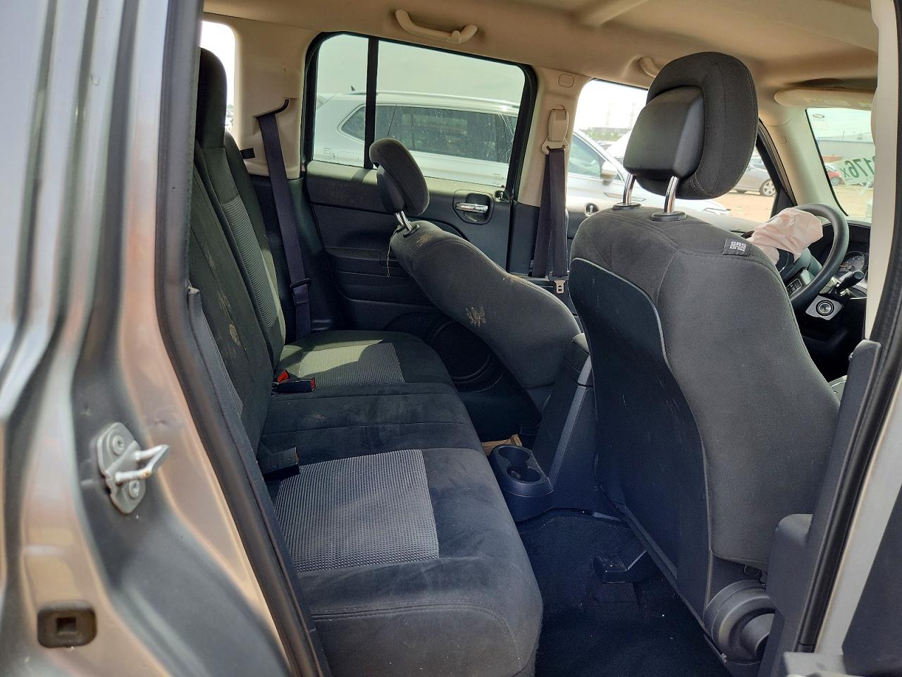 2016 Jeep Patriot Sport Silver vin: 1C4NJRBB1GD752816