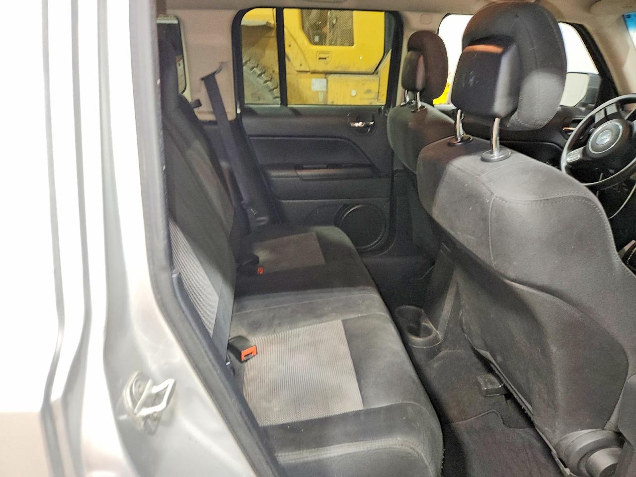 2012 Jeep Patriot Sport Серебряный vin: 1C4NJRBB2CD506920