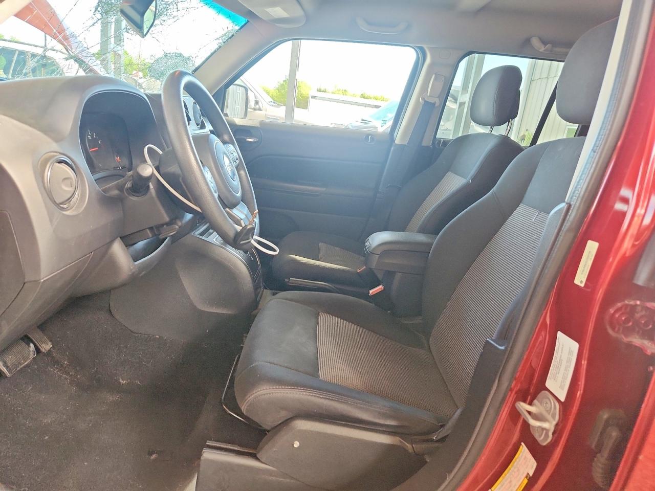 2012 Jeep Patriot Sport Burgundy vin: 1C4NJRBB2CD555728