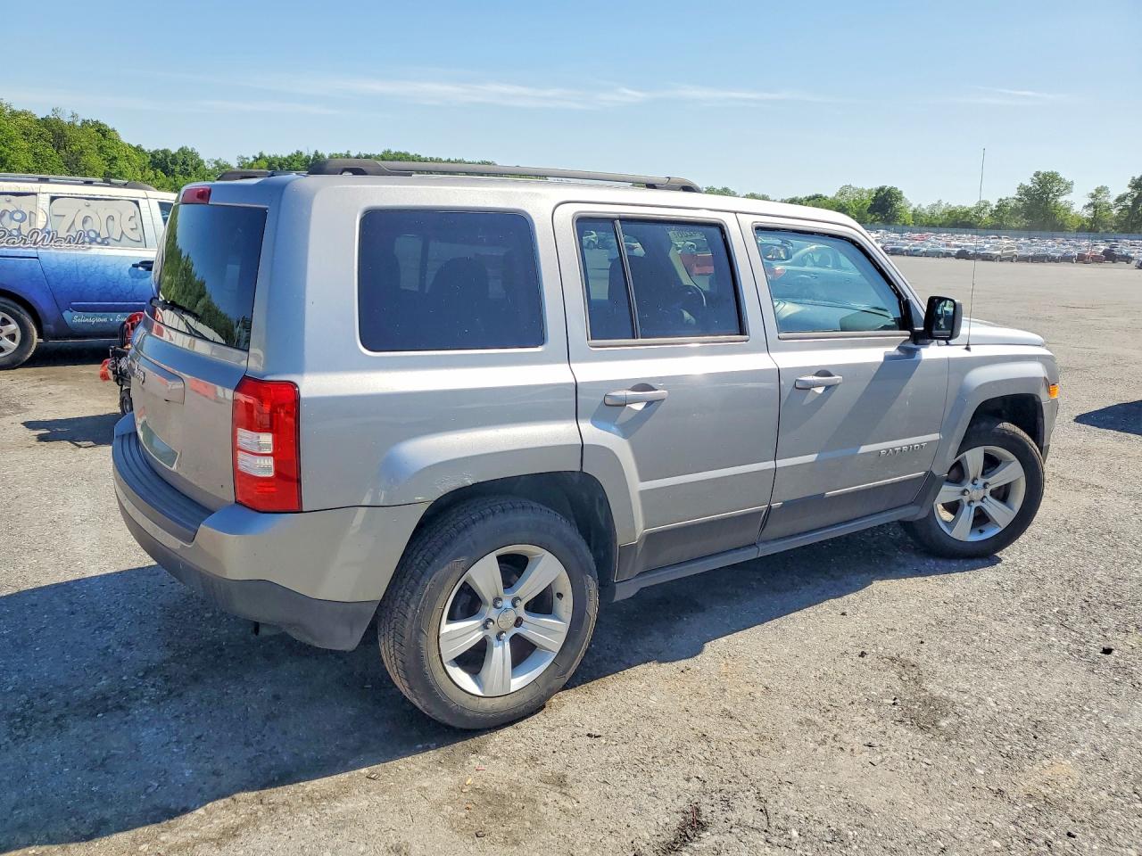 2014 Jeep Patriot Sport Серебряный vin: 1C4NJRBB2ED817217