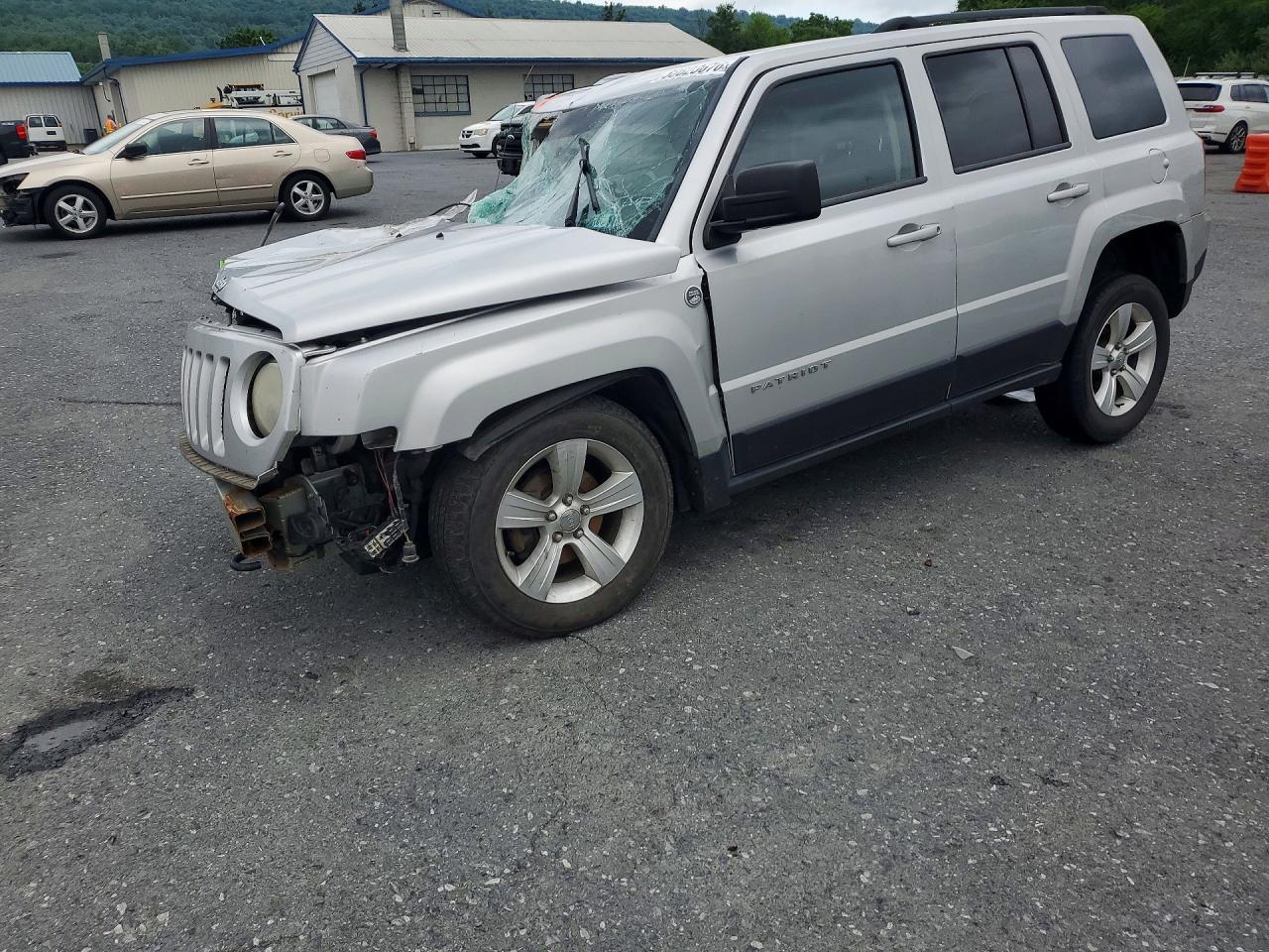 2014 Jeep Patriot Sport Silver vin: 1C4NJRBB3ED544837