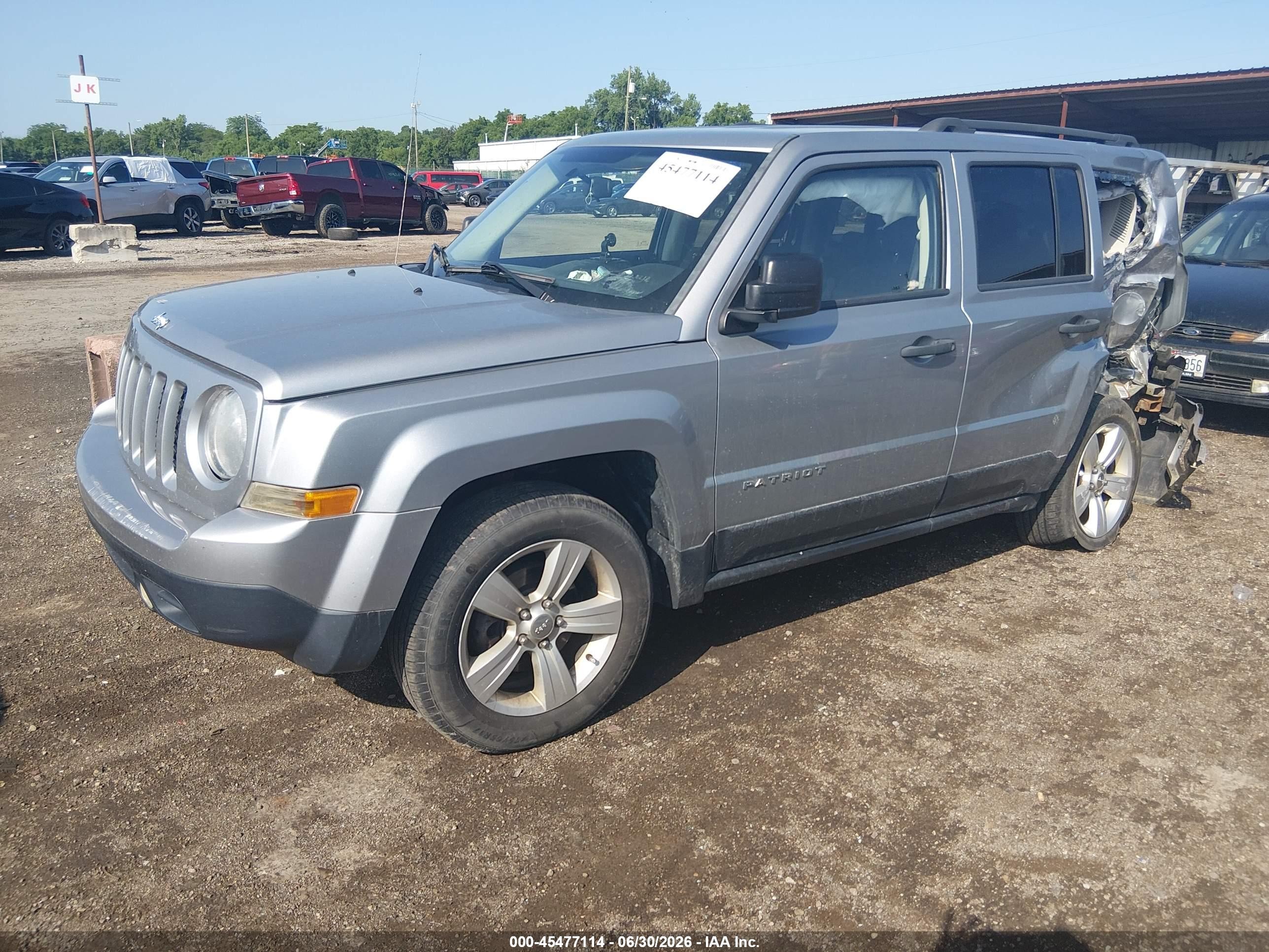 2014 Jeep Patriot Sport Серебряный vin: 1C4NJRBB3ED751812