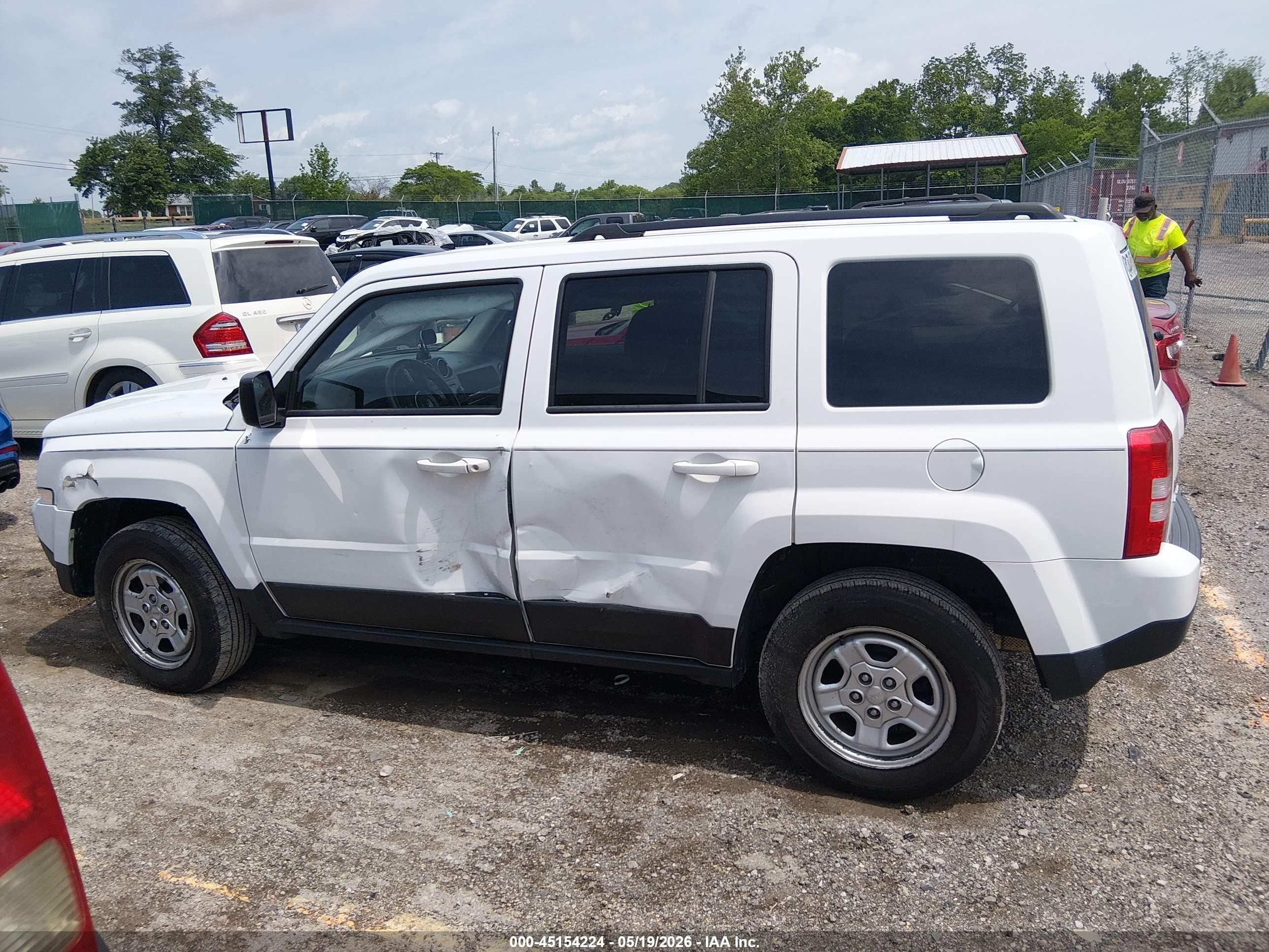 2015 Jeep Patriot Sport White vin: 1C4NJRBB3FD411996