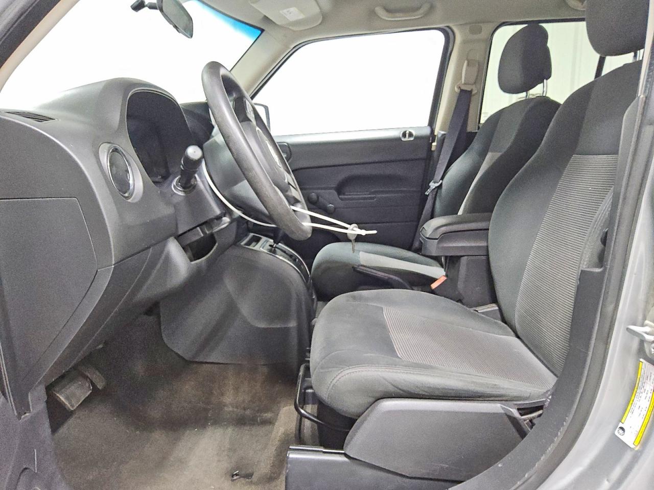 2015 Jeep Patriot Sport Silver vin: 1C4NJRBB3FD425722