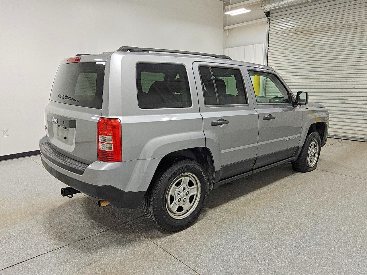 2015 Jeep Patriot Sport Silver vin: 1C4NJRBB3FD425722