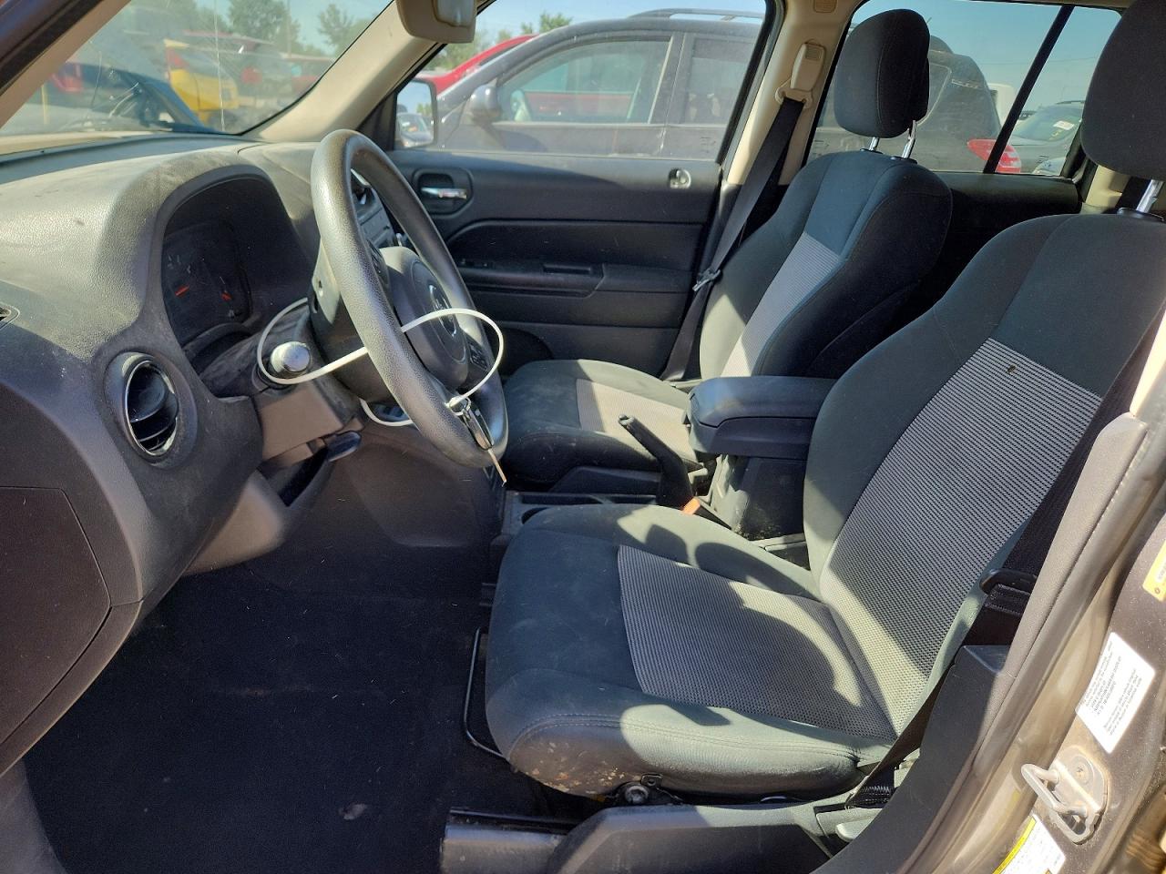 2012 Jeep Patriot Sport Gray vin: 1C4NJRBB4CD613323