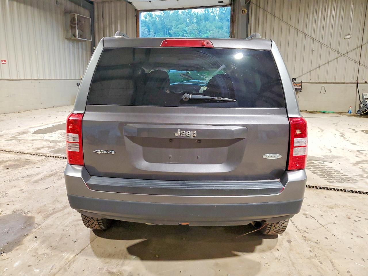 2012 Jeep Patriot Sport Silver vin: 1C4NJRBB4CD613404