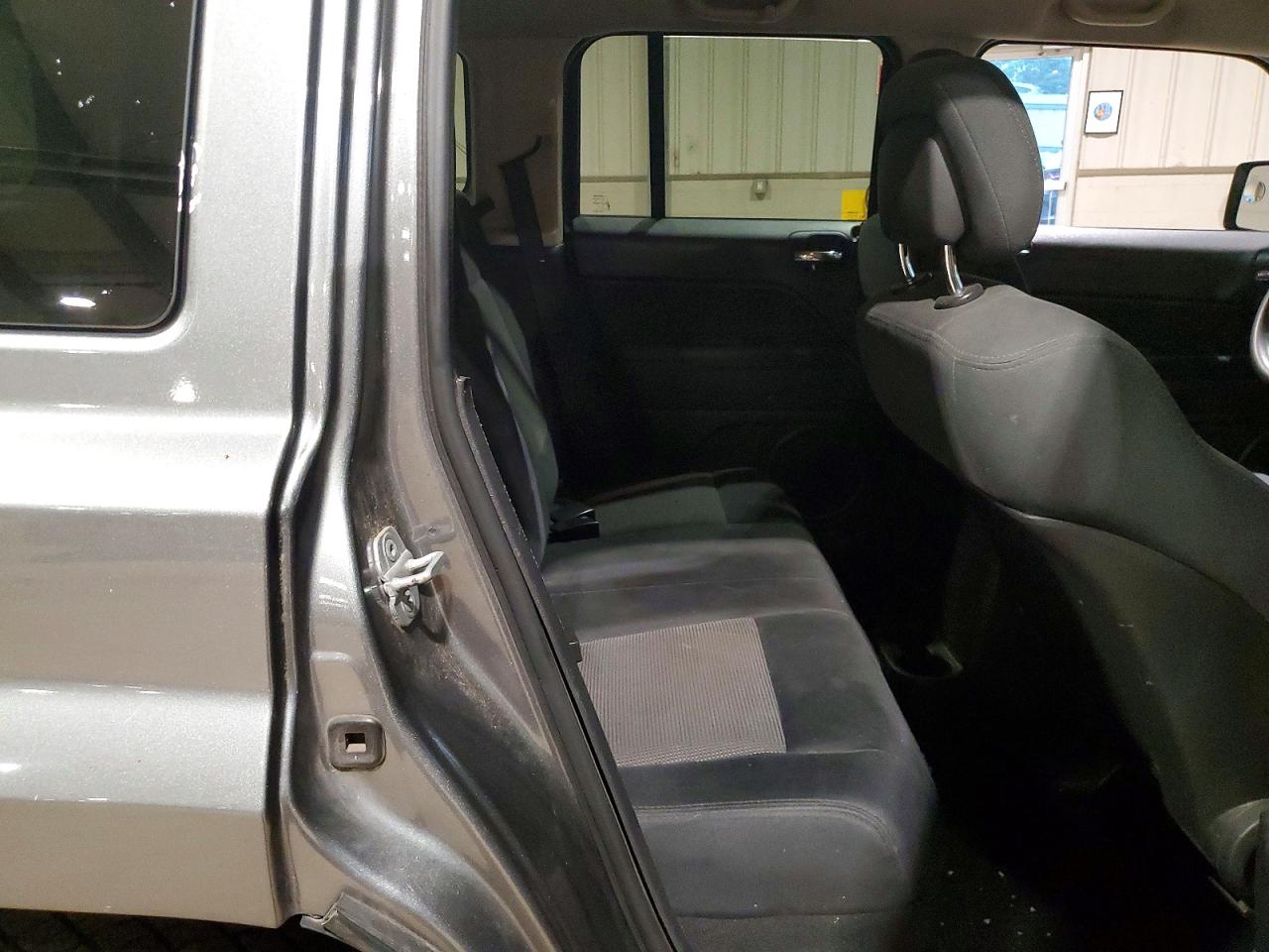 2012 Jeep Patriot Sport Silver vin: 1C4NJRBB4CD613404