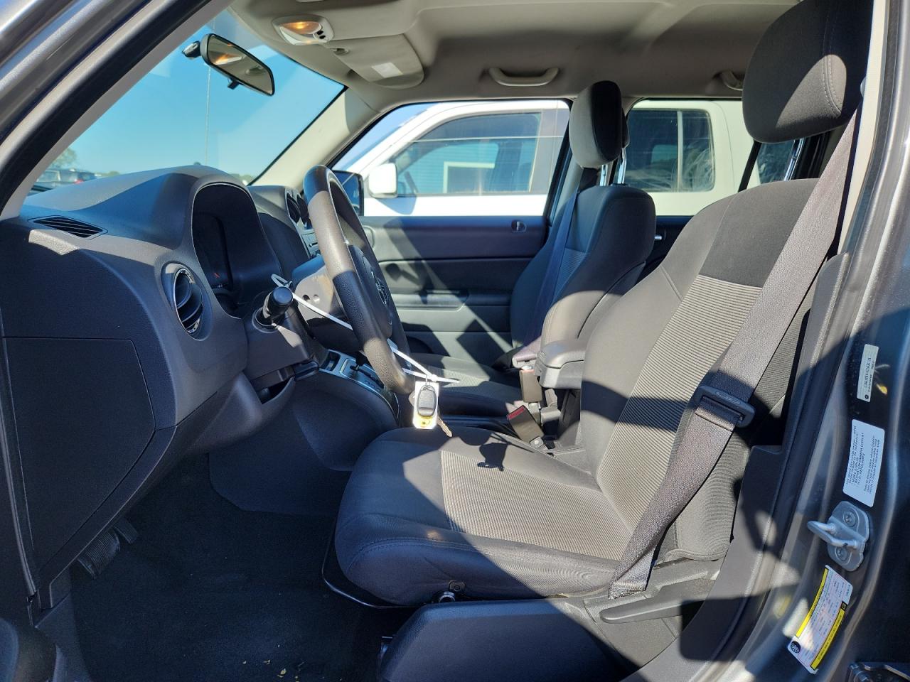2012 Jeep Patriot Sport Gray vin: 1C4NJRBB4CD636178