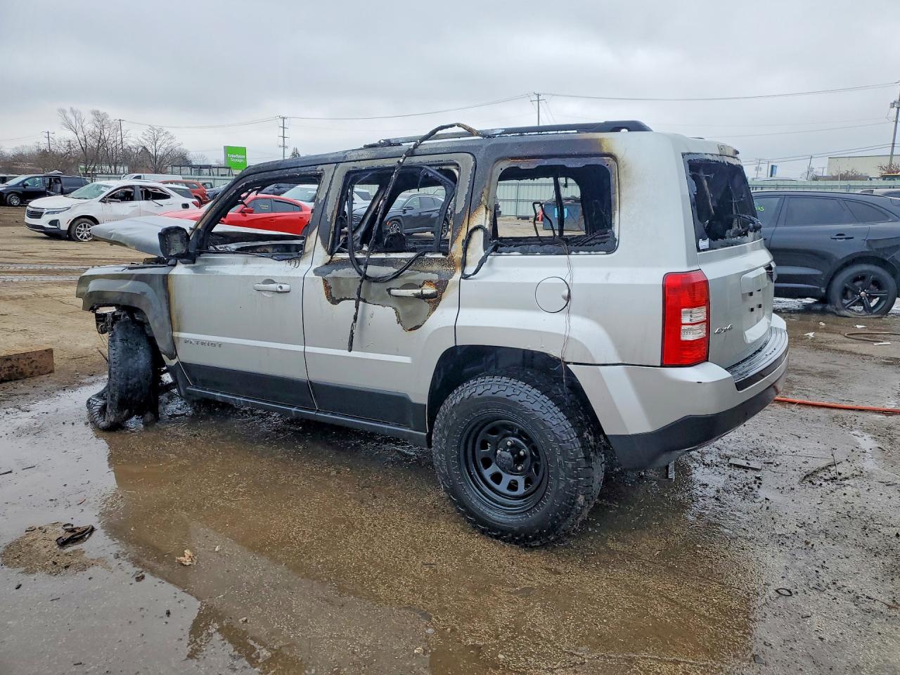 2013 Jeep Patriot Sport Silver vin: 1C4NJRBB4DD190454