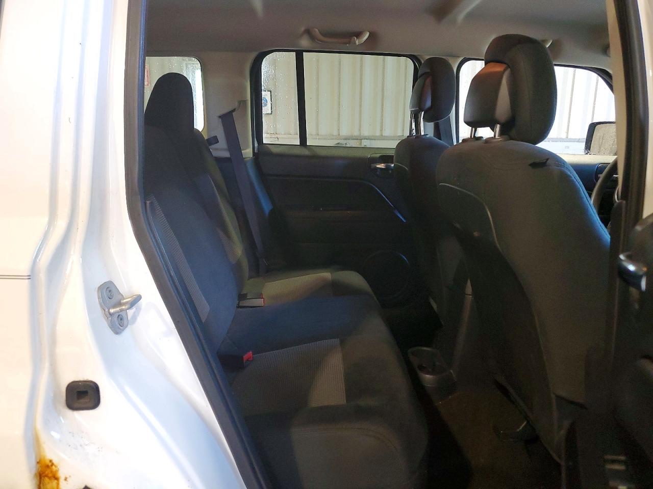 2014 Jeep Patriot Sport White vin: 1C4NJRBB4ED558231
