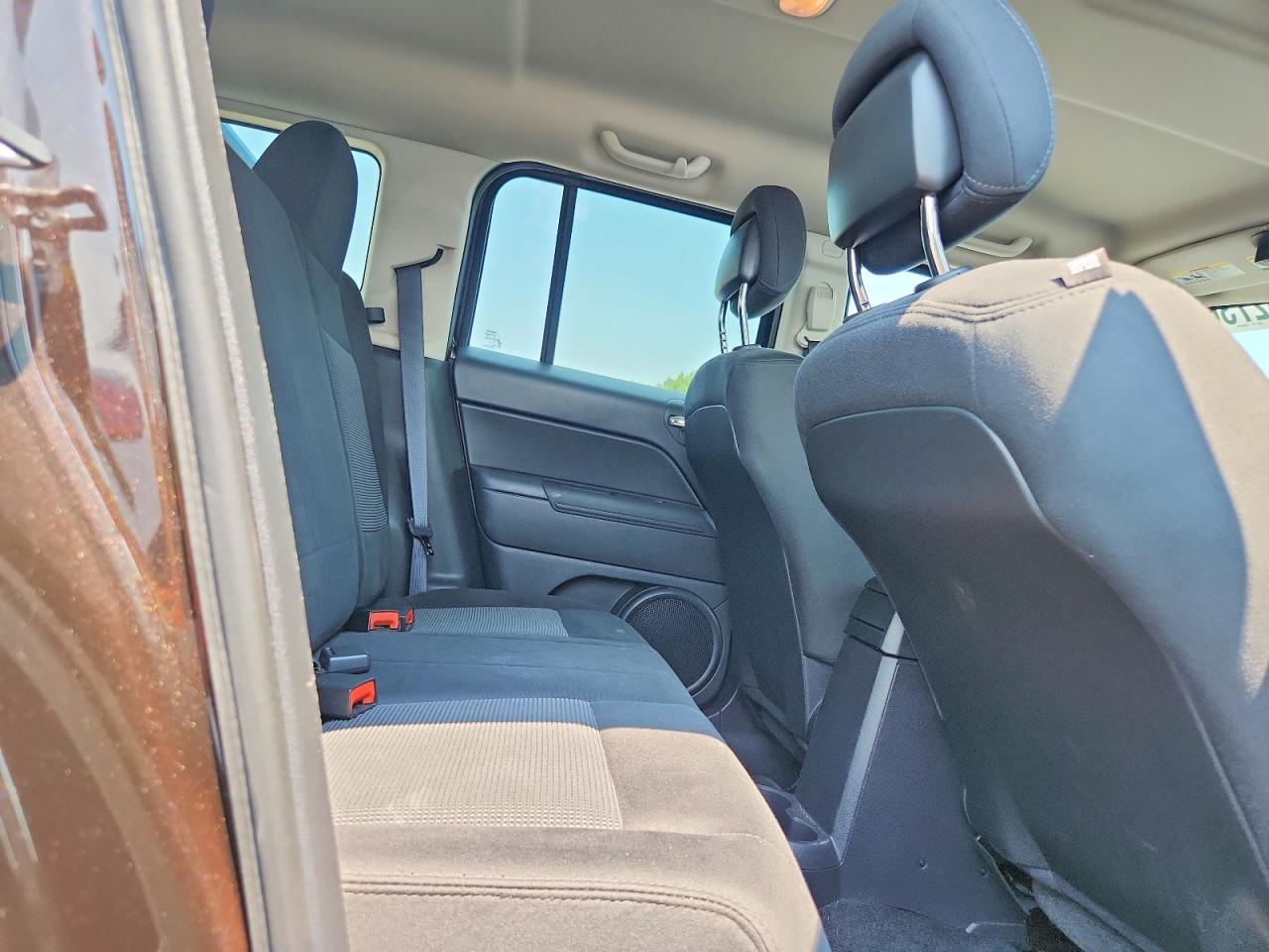 2014 Jeep Patriot Sport Gray vin: 1C4NJRBB4ED828834