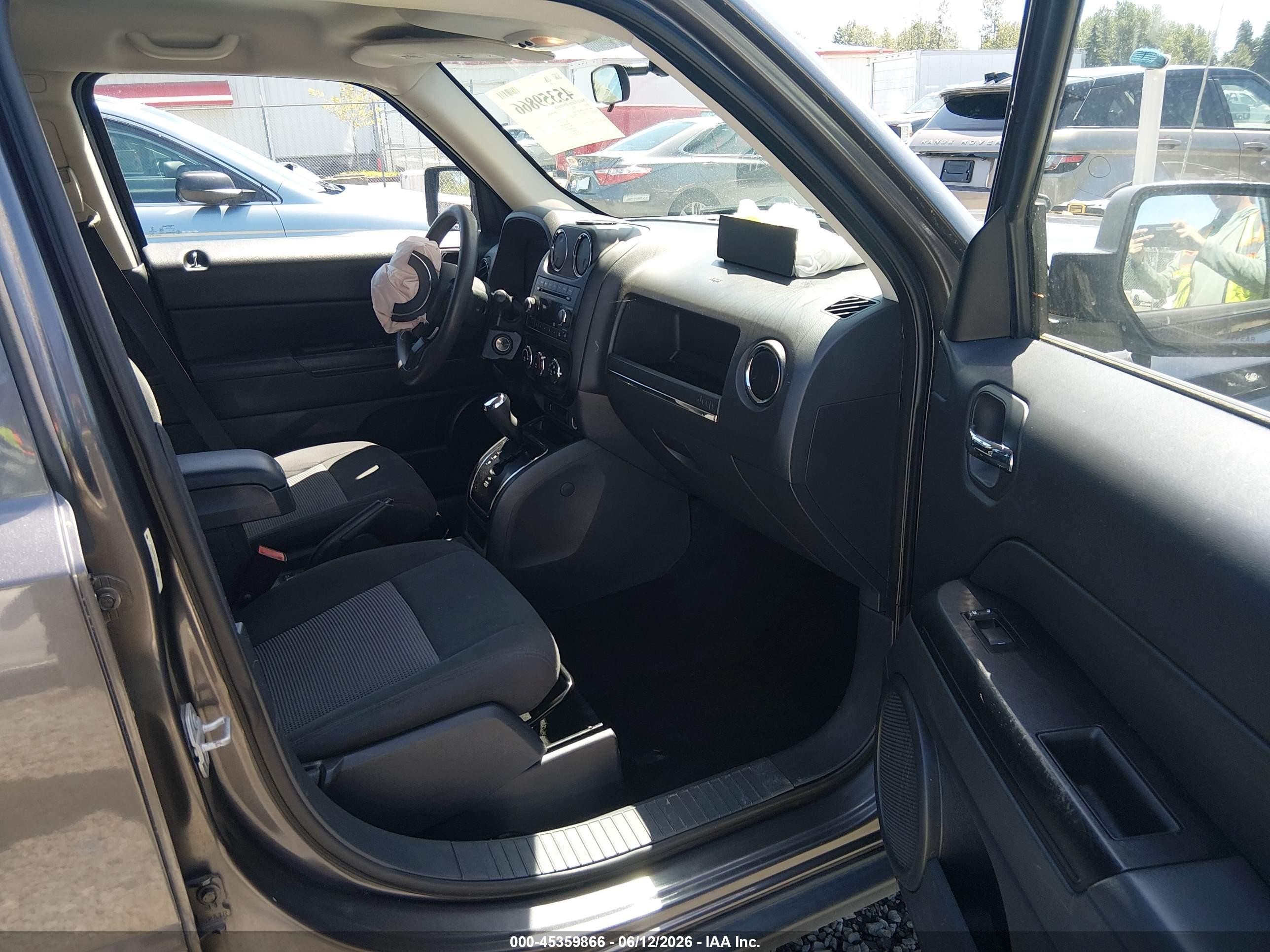2015 Jeep Patriot Sport Gray vin: 1C4NJRBB4FD188903