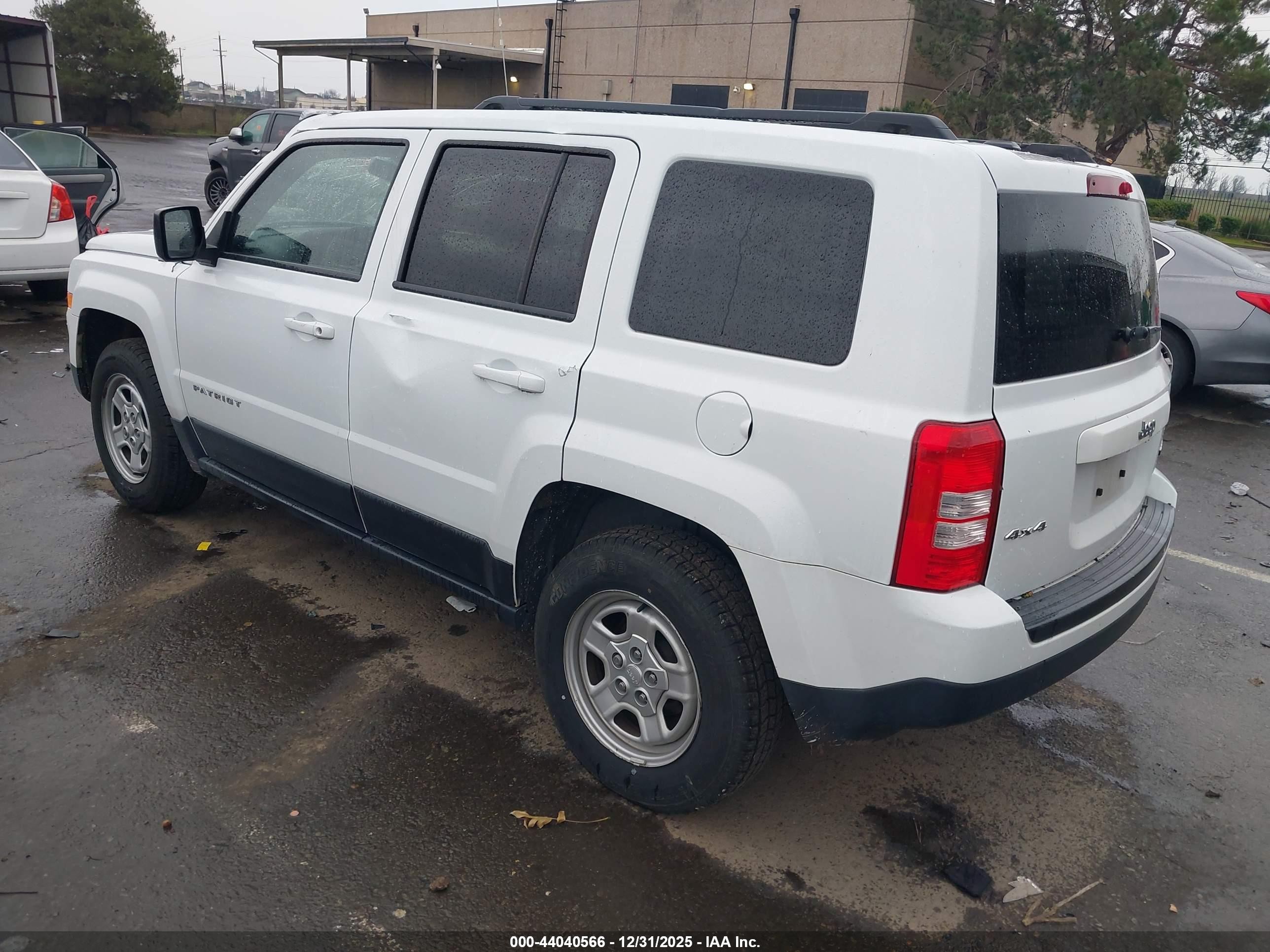 2015 Jeep Patriot Sport White vin: 1C4NJRBB4FD207546