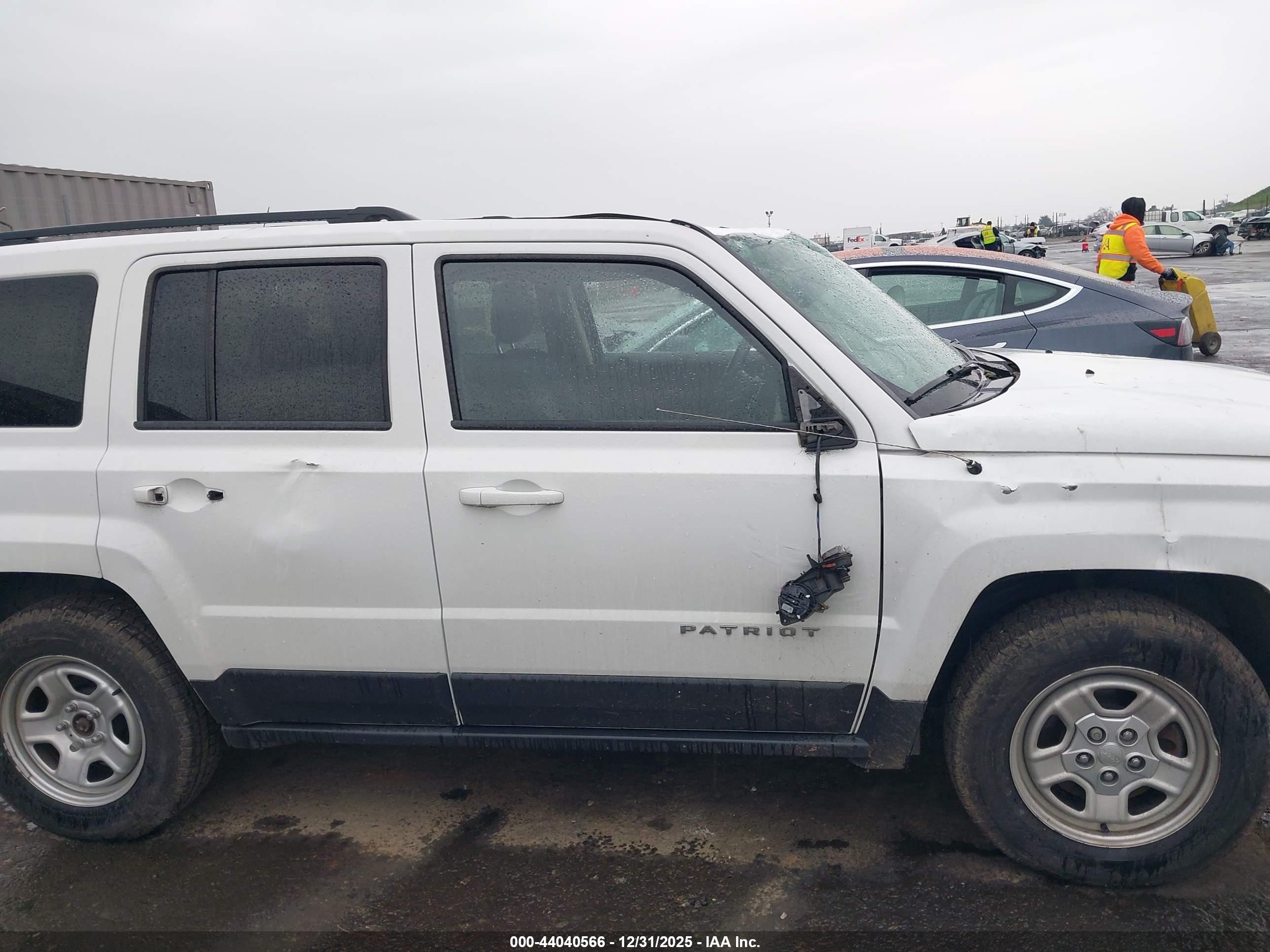 2015 Jeep Patriot Sport White vin: 1C4NJRBB4FD207546