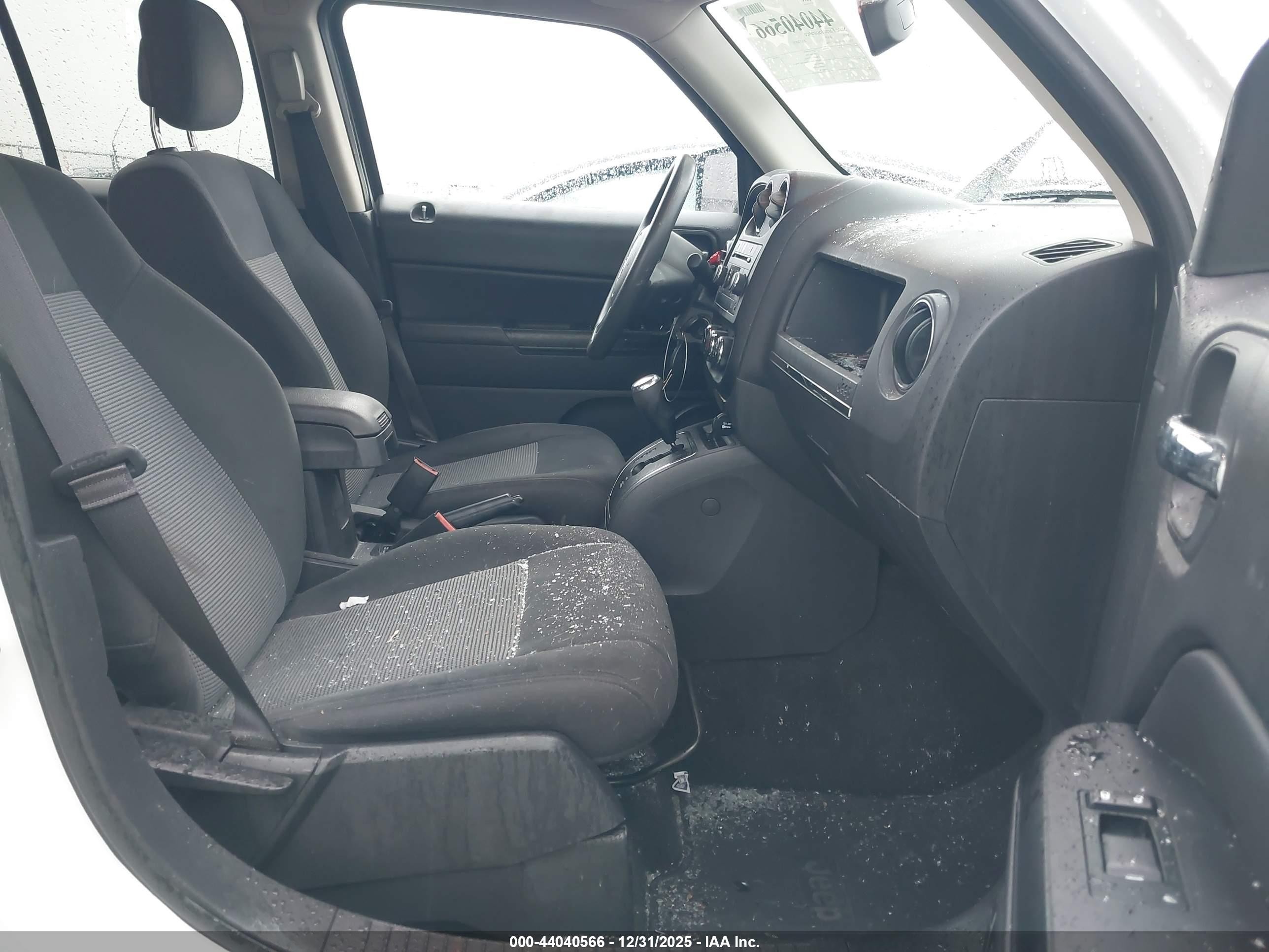 2015 Jeep Patriot Sport White vin: 1C4NJRBB4FD207546