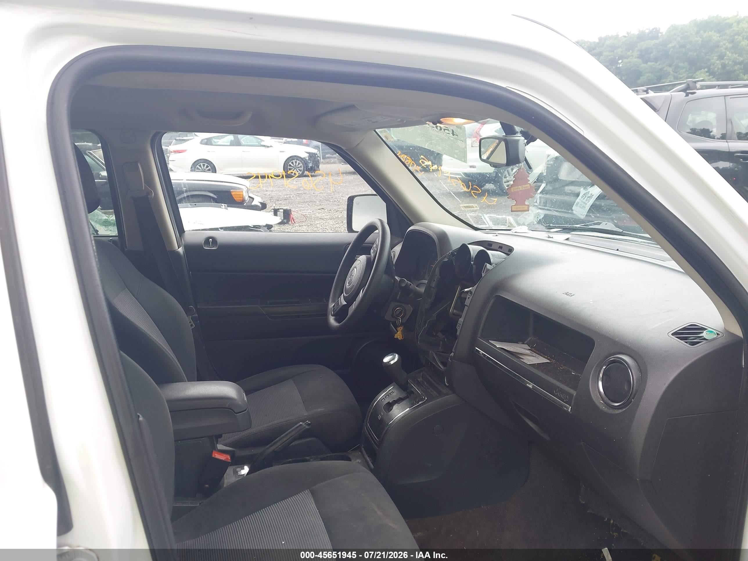 2015 Jeep Patriot Altitude Edition White vin: 1C4NJRBB4FD271523