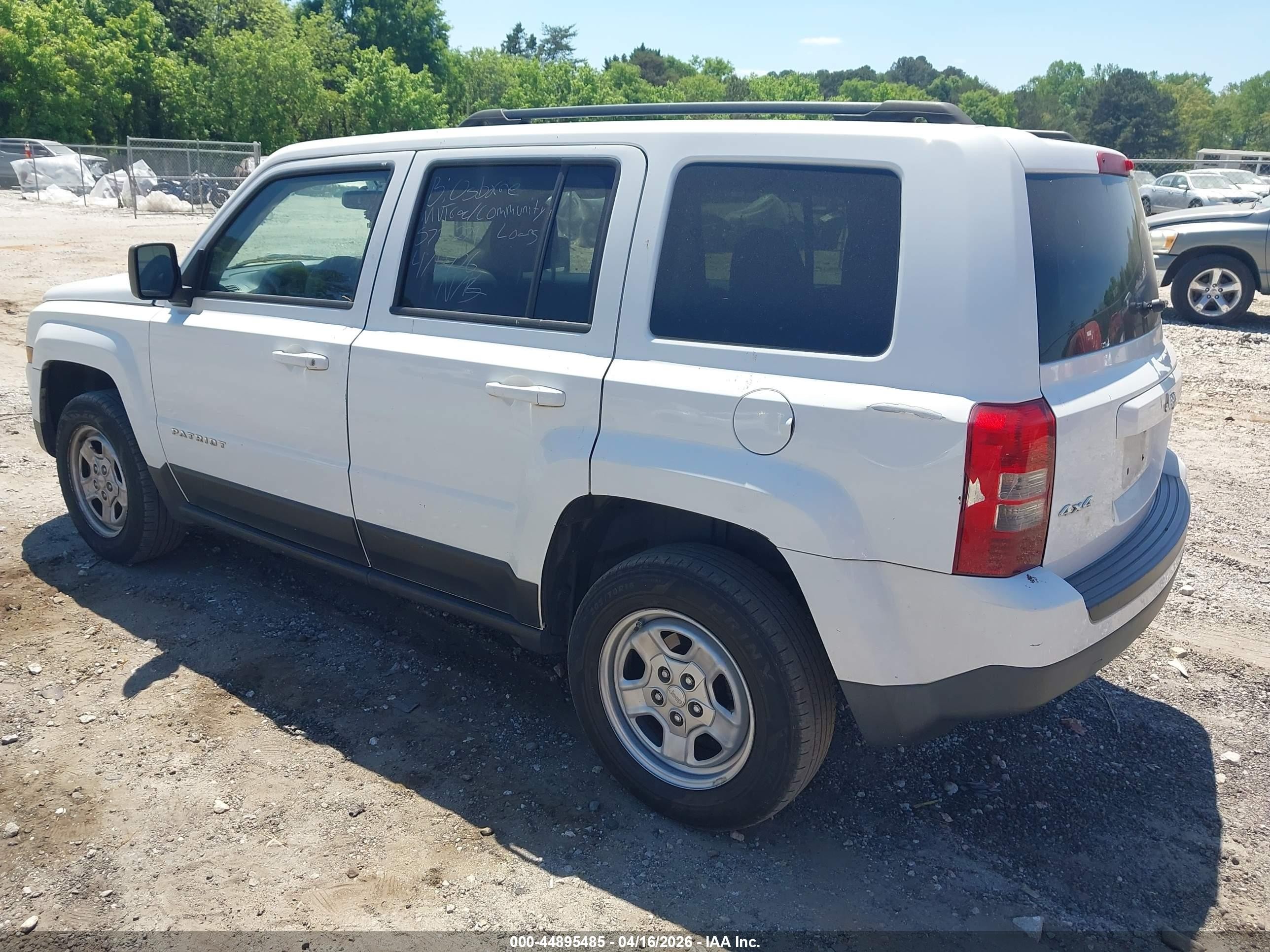 2016 Jeep Patriot Sport White vin: 1C4NJRBB4GD573279
