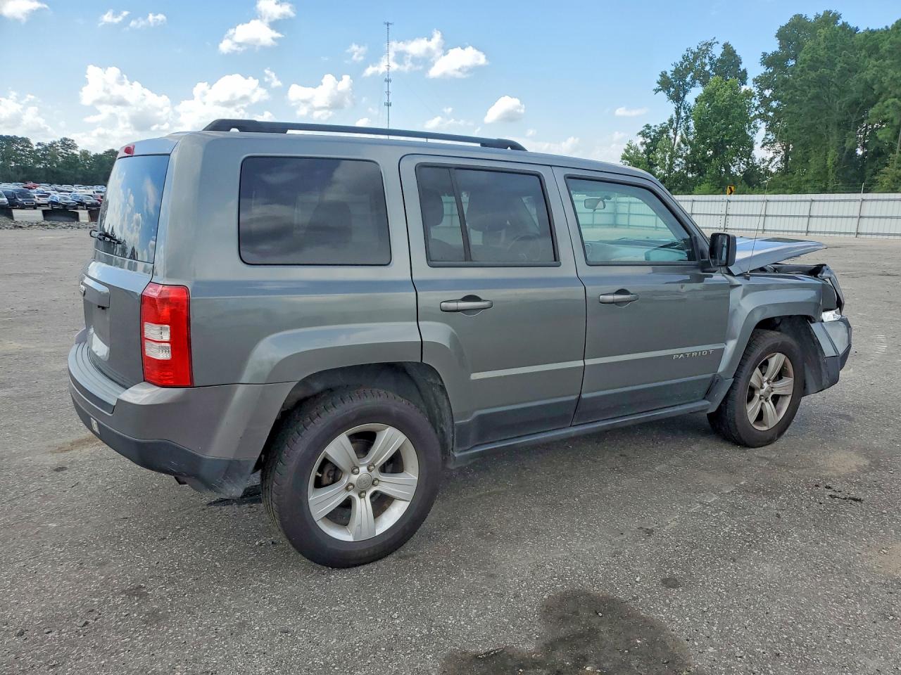 2012 Jeep Patriot Sport Gray vin: 1C4NJRBB5CD569638