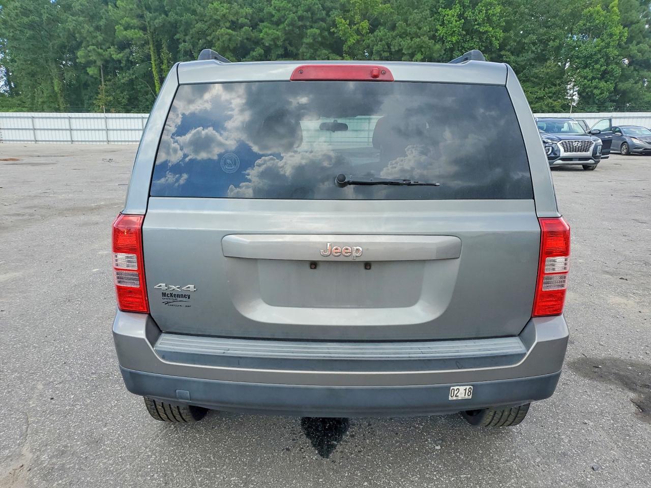 2012 Jeep Patriot Sport Gray vin: 1C4NJRBB5CD569638