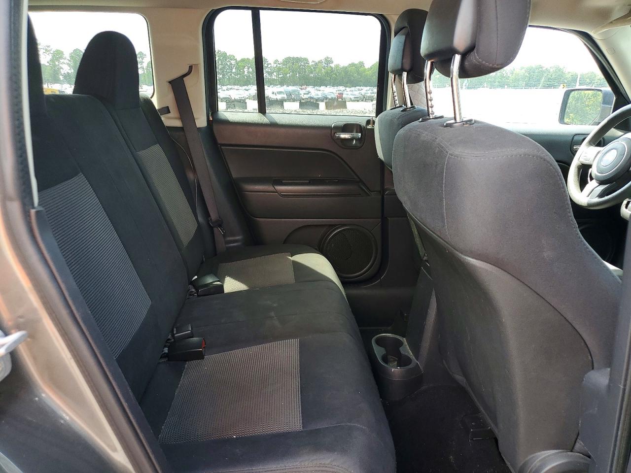 2012 Jeep Patriot Sport Gray vin: 1C4NJRBB5CD569638