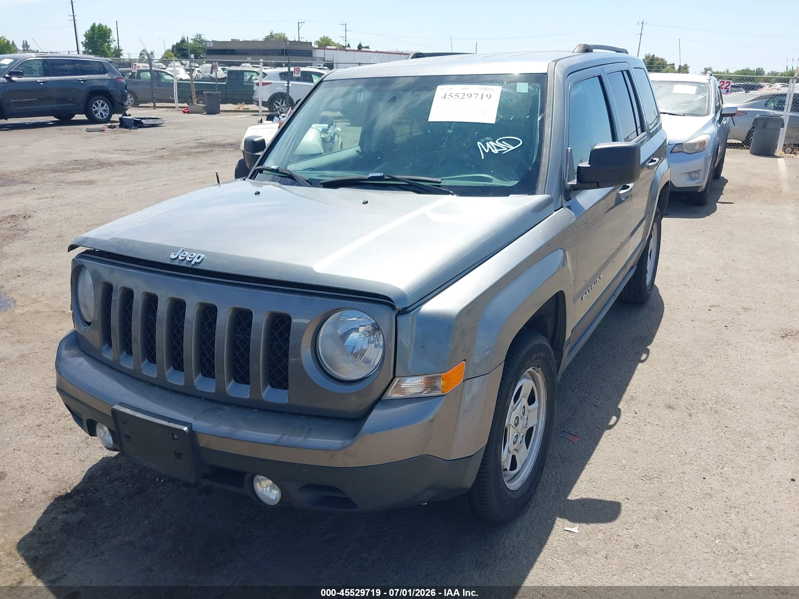 2014 Jeep Patriot Sport Gray vin: 1C4NJRBB5ED601054