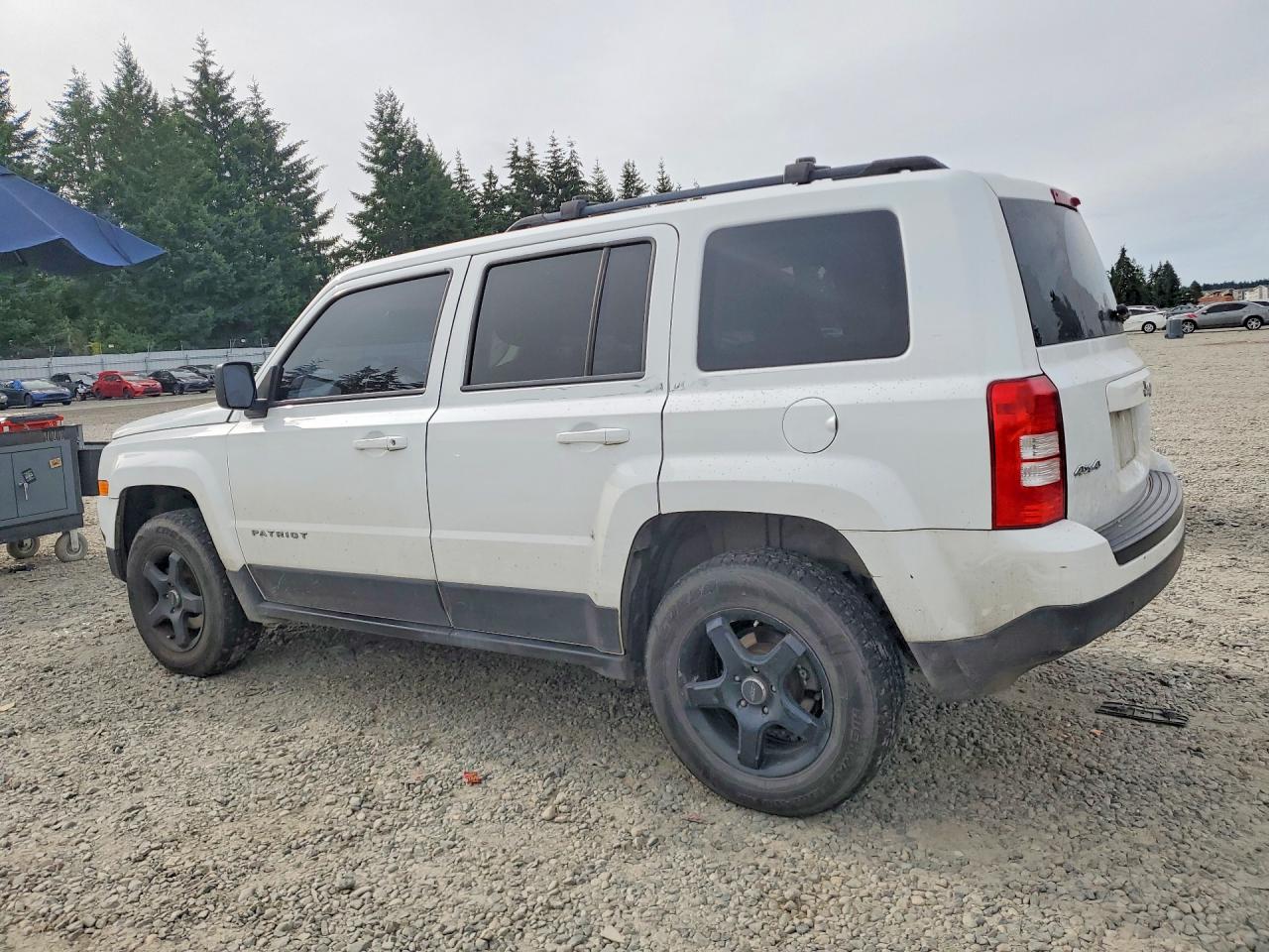 2015 Jeep Patriot Sport White vin: 1C4NJRBB5FD412437