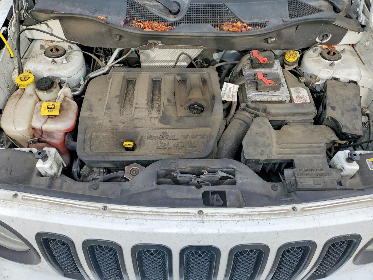 2015 Jeep Patriot Sport White vin: 1C4NJRBB5FD412437
