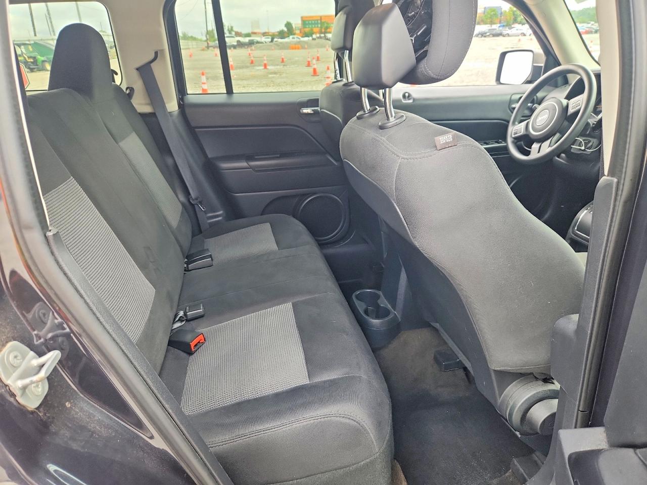 2015 Jeep Patriot Sport Синий vin: 1C4NJRBB6FD316638