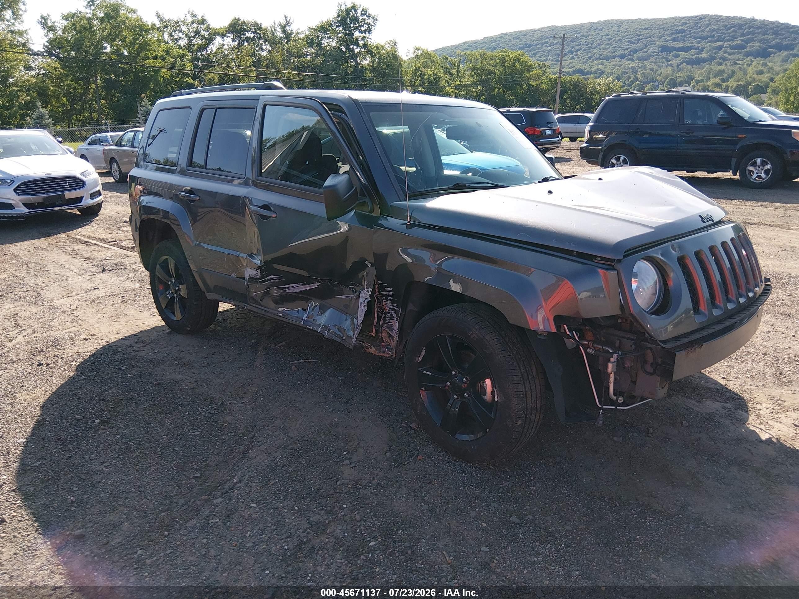 2015 Jeep Patriot Altitude Edition Серый vin: 1C4NJRBB6FD347839