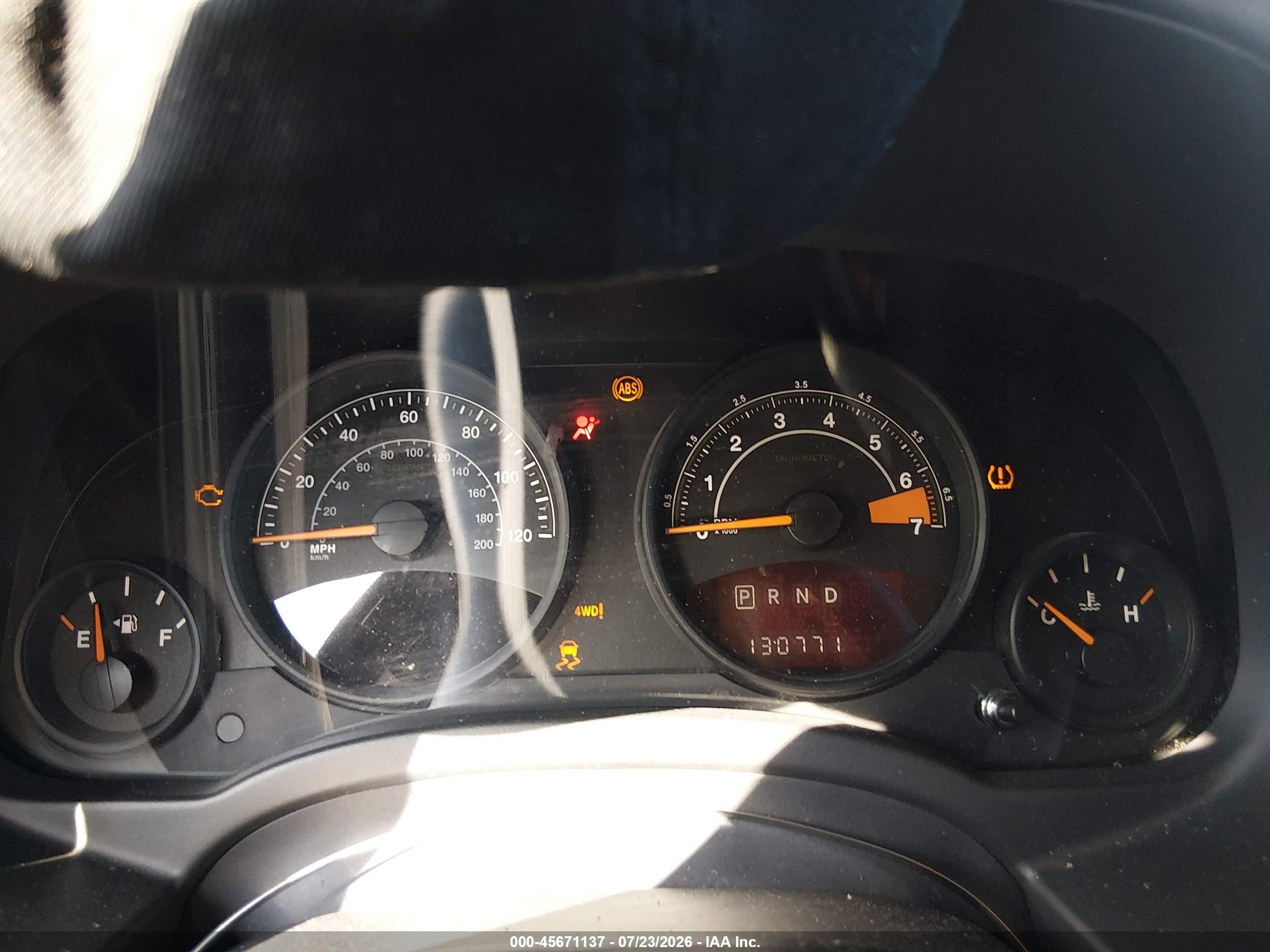 2015 Jeep Patriot Altitude Edition Серый vin: 1C4NJRBB6FD347839