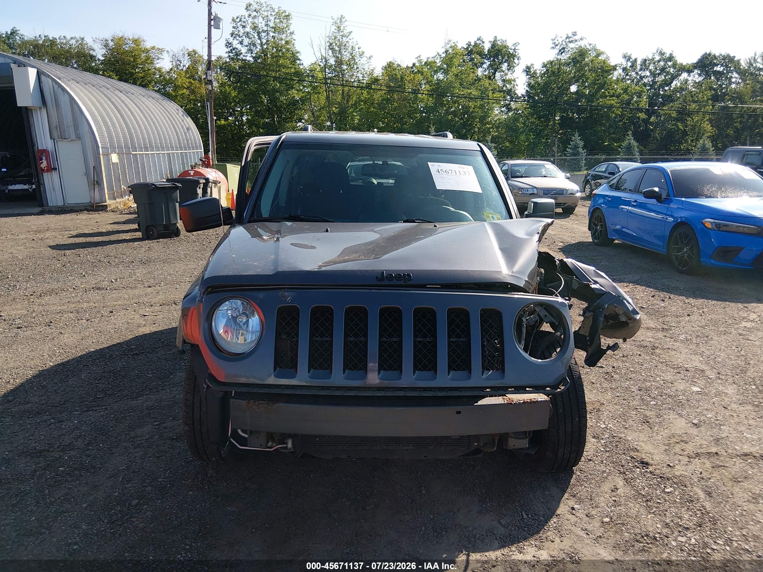 2015 Jeep Patriot Altitude Edition Серый vin: 1C4NJRBB6FD347839