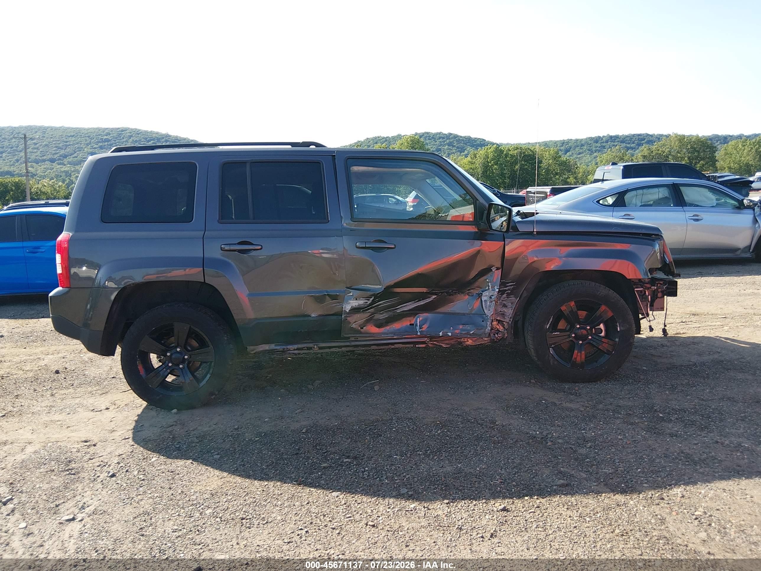 2015 Jeep Patriot Altitude Edition Серый vin: 1C4NJRBB6FD347839
