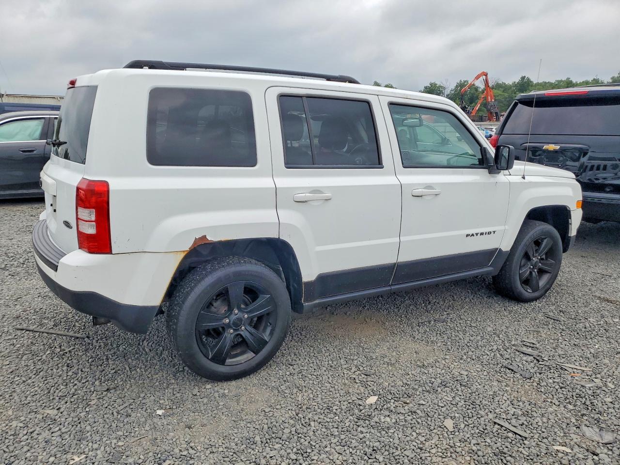 2015 Jeep Patriot Sport White vin: 1C4NJRBB6FD425598