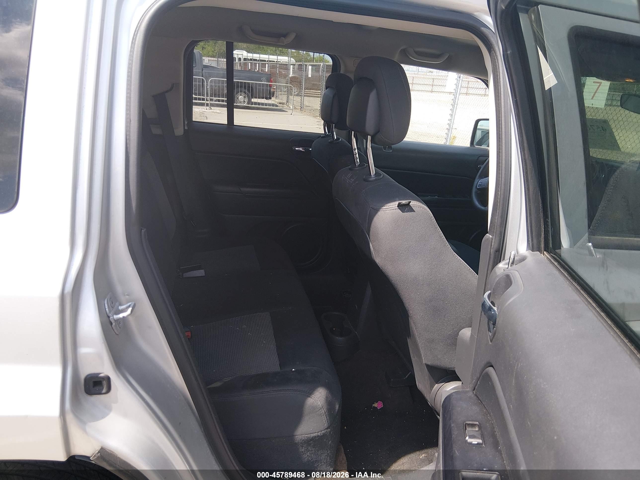 2013 Jeep Patriot Sport Silver vin: 1C4NJRBB7DD263090