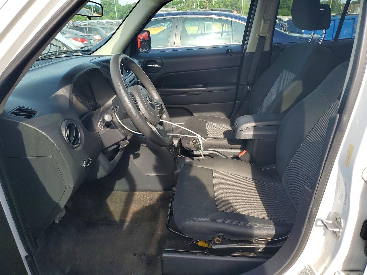 2014 Jeep Patriot Sport White vin: 1C4NJRBB7ED728811