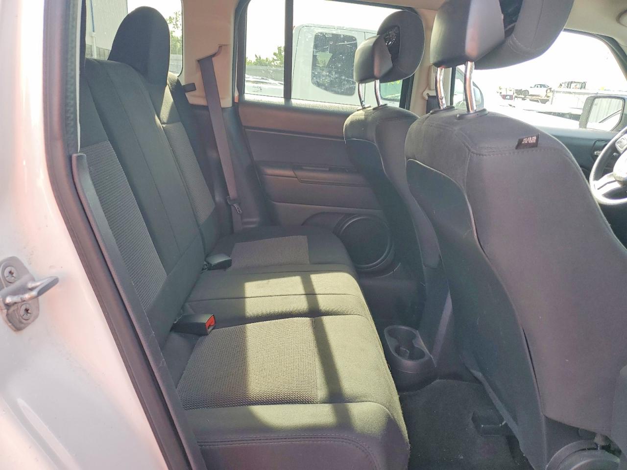 2014 Jeep Patriot Sport White vin: 1C4NJRBB7ED728811