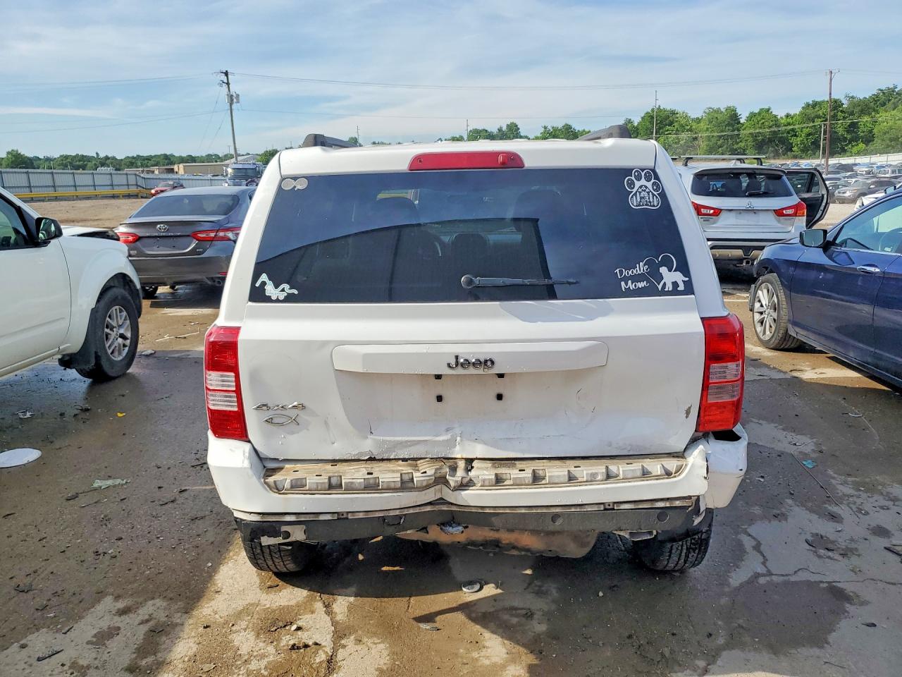 2014 Jeep Patriot Sport White vin: 1C4NJRBB7ED728811