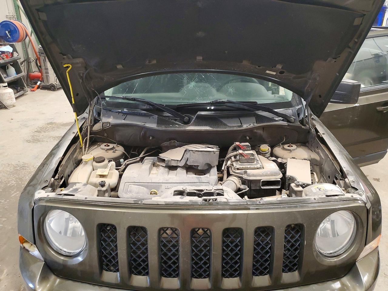 2015 Jeep Patriot Sport Green vin: 1C4NJRBB7FD188684