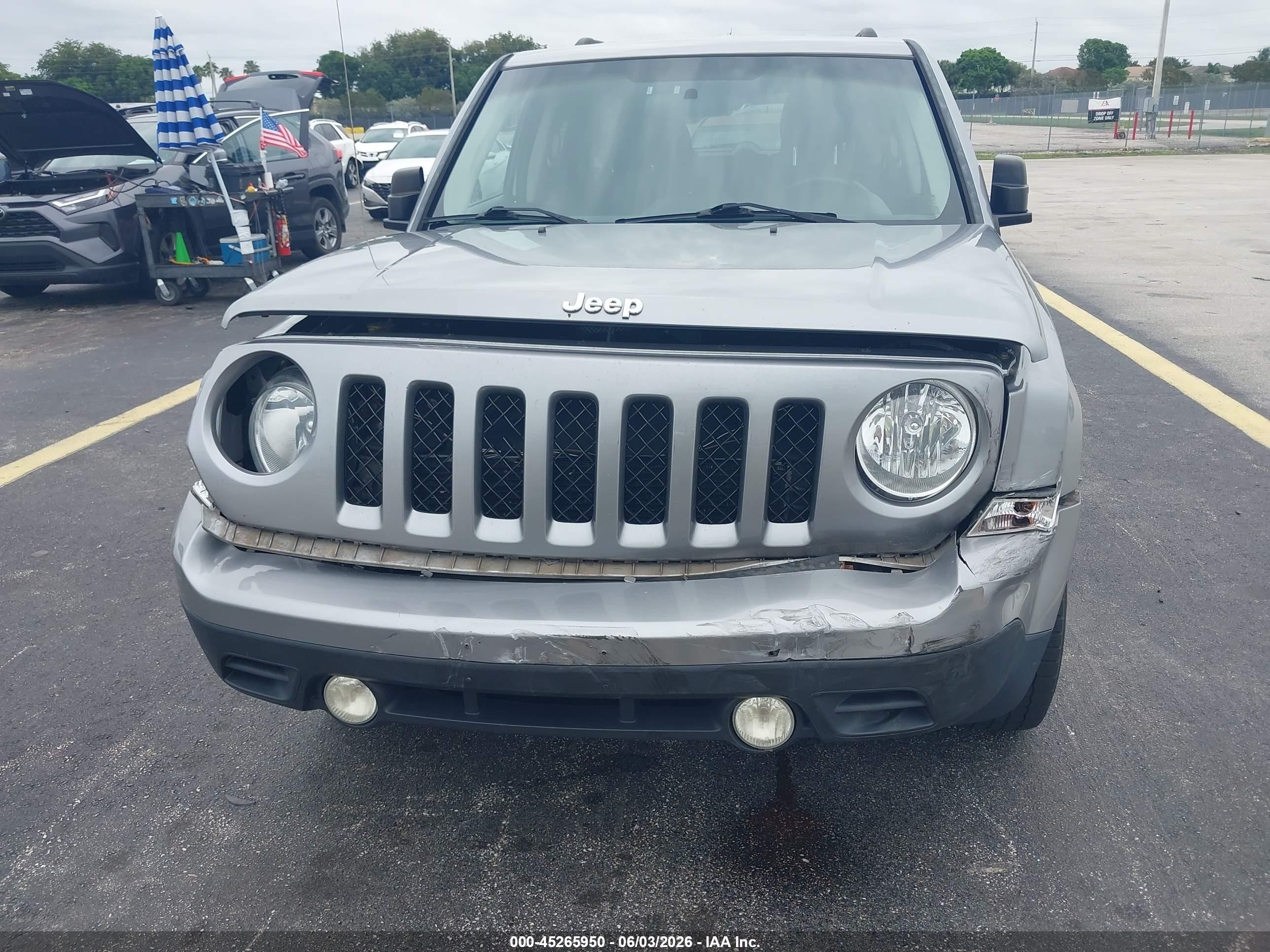 2015 Jeep Patriot Sport Gray vin: 1C4NJRBB7FD197904