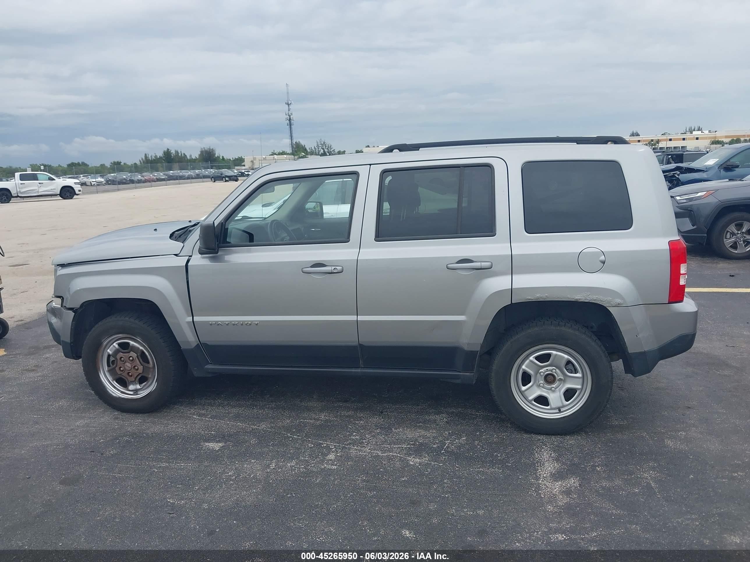 2015 Jeep Patriot Sport Gray vin: 1C4NJRBB7FD197904