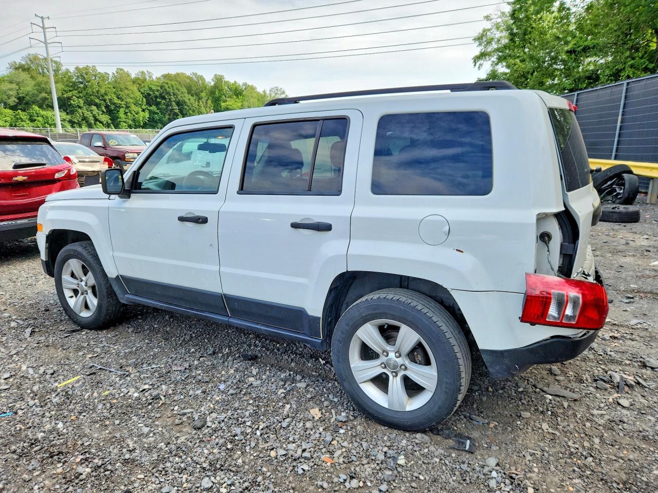 2015 Jeep Patriot Sport White vin: 1C4NJRBB7FD218587