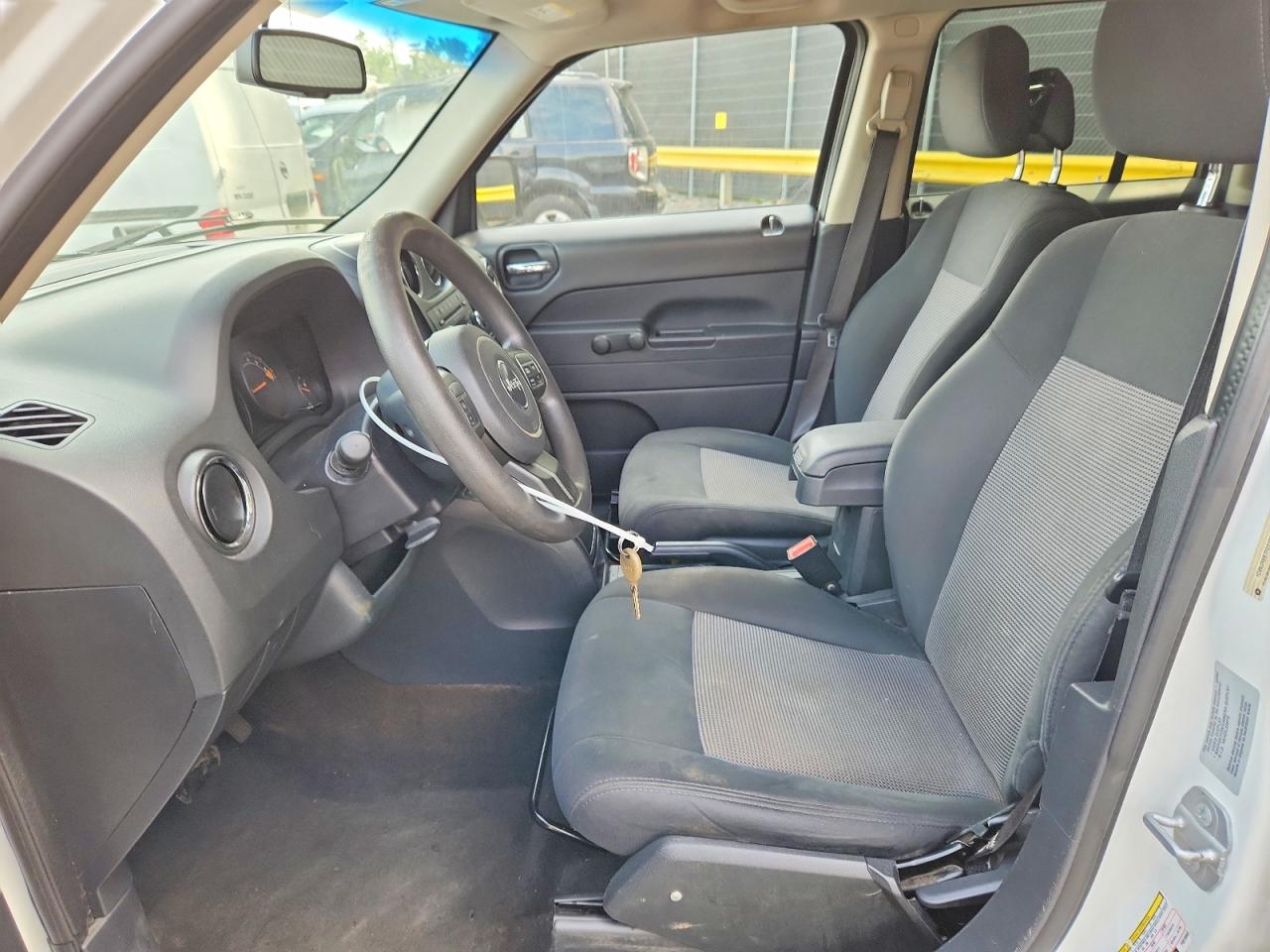 2015 Jeep Patriot Sport White vin: 1C4NJRBB7FD218587