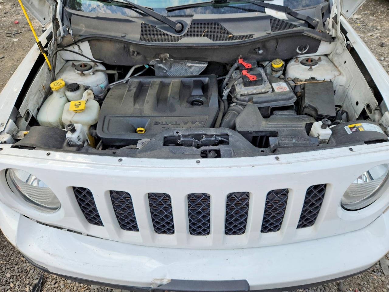 2015 Jeep Patriot Sport White vin: 1C4NJRBB7FD218587