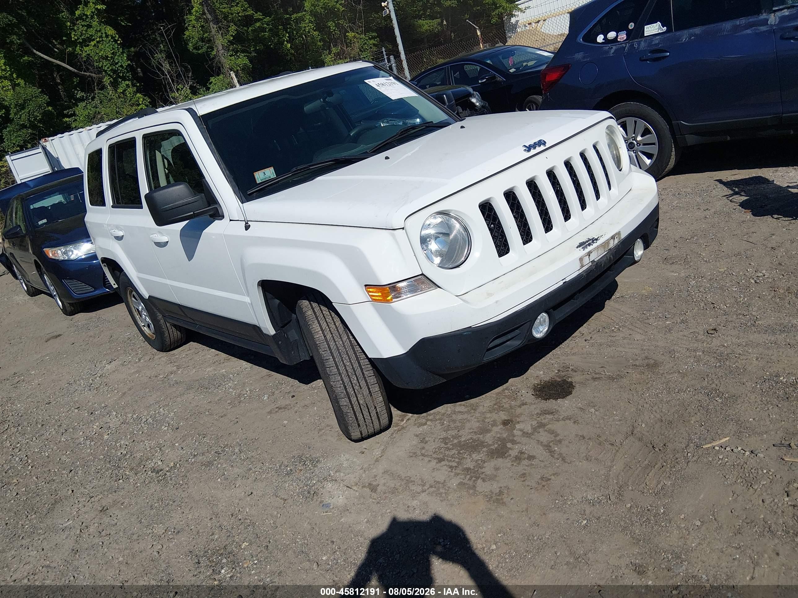 2015 Jeep Patriot Sport White vin: 1C4NJRBB7FD225832