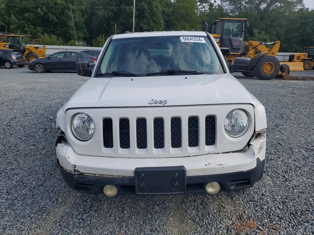 2015 Jeep Patriot Sport White vin: 1C4NJRBB7FD439610