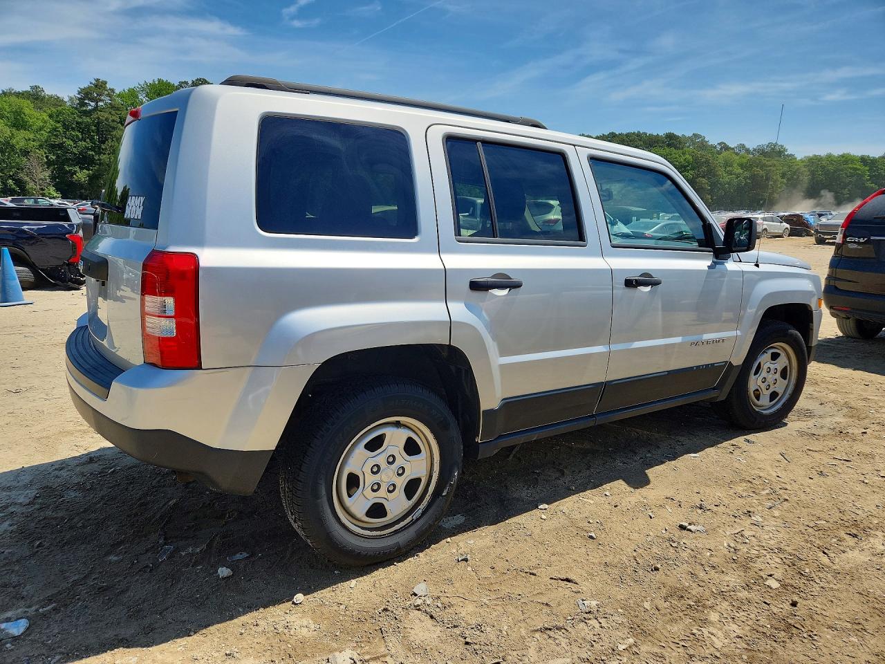 2013 Jeep Patriot Sport Silver vin: 1C4NJRBB8DD168182